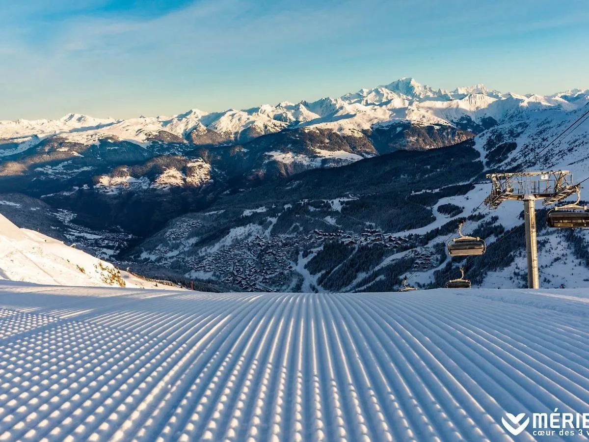 Duplex Lumineux A Meribel Avec Cheminee, Terrasse Et Acces Aux Pistes - Fr-1-566-31 Les Allues 0*,  France
